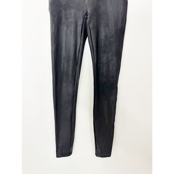 Spanx Faux Leather Black Legging 2437 Shapewear Size Medium - Picture 7 of 12